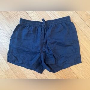 Quince linen shorts